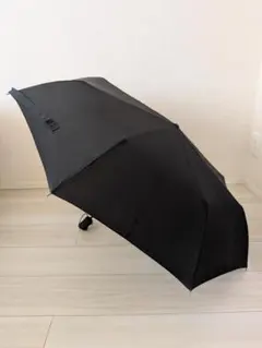 ユニクロ UNIQLO UVカットコンパクトアンブレラ ブラックのサムネイル