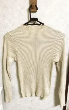 アースミュージックアンドエコロジー　リブニット　アイボリー