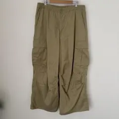 GUスーパーワイドカーゴパンツ ベージュ　Lサイズ