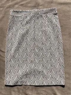 【美品】バナナリパブリック　ジャガードスカート