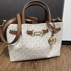 MICHAEL KORS CARSON サッチェル バッグ VANILLA