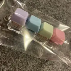 パステルカラー キーキャップ キーホルダー 4連