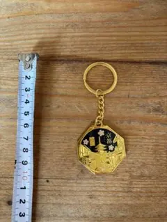 佐渡金山 砂金入りキーホルダー ゴールドパーク - メルカリ