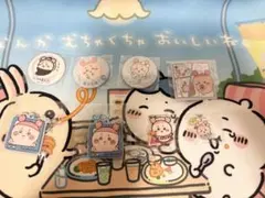【新品未使用】ちいかわ　古本屋セット　缶バッジアクスタ他詰め合わせ