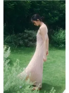 完売品！ZARA ホルターネック構造ワンピース