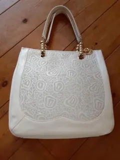 ホワイト ハンドバッグ