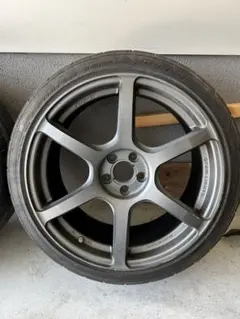 ① 【86/BRZ】RAYS 57C6 18インチ 8.5J 23年製タイヤのサムネイル
