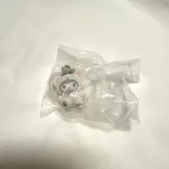 サンリオ　ふわふわスノー　めじるしアクセサリー　クロミ　ガチャ