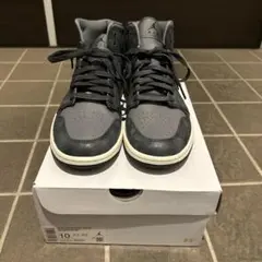 i*n様 NIKE Air Jordan1 Mid エアジョーダン グレー