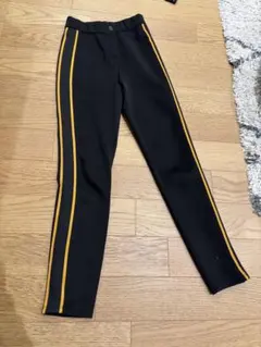 FOREVER 21 スキニーパンツ XS ブラック/イエロー