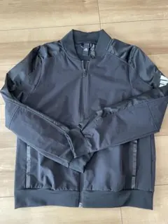adidas ブラック ジャケット