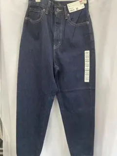 新品 ユニクロ WOMEN ペグトップハイライズジーンズ 23インチ58.5cm