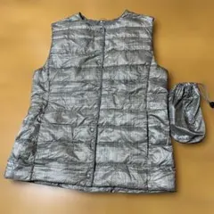 UNIQLO ウルトラライトダウン ベスト チェック S