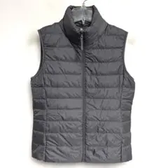 N210 ユニクロ　ウルトラライトダウンベスト　グレー/S