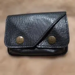ブラックレザーコインケース　札も入ります