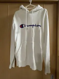 人気　Champion ホワイト パーカー