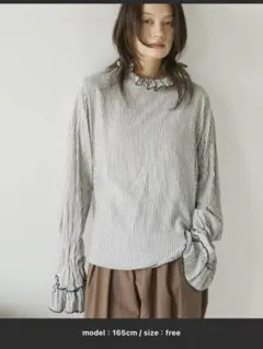 【Mona Lisa様専用】 Libra cue クリンクルブラウス ストライプのサムネイル