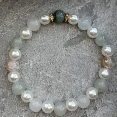 ハンドメイド天然石パールビーズブレスレットゴールドグリーンホワイト