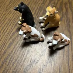 犬のフィギュア 4体セット