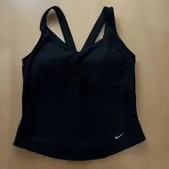 NIKE ドライフィット　タンクトップ ブラック スポーツウェア　ヨガのサムネイル