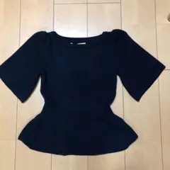 お値下げ中　新品♪ NATURAL BEAUTY ペブラムニット