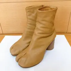 羊*毛様 Maison Margiela Tabi ブーツ ブラウン　38裏張り 羊*毛様 Maison Margiela Tabi ブーツ ブラウン 38裏張り - メルカリ