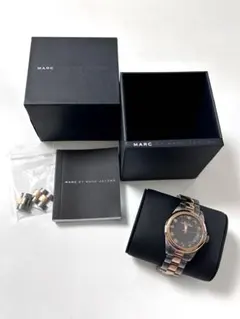 MARC BY MARC JACOBS 腕時計のサムネイル