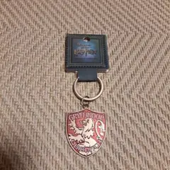 新品未使用 ハリーポッター キーホルダー グリフィンドール