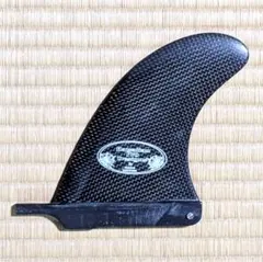 新品未使用シングルフィン9インチ　トランスルーセント、 スクリュー付き 新品未使用シングルフィン9インチ ブラックトランスルーセント