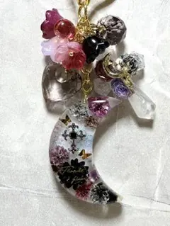 473.十字架と付きのチャーム ゴシック風