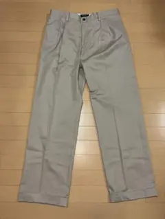 （E57）Eddie Bauer Classic Fit チノパン 35インチのサムネイル