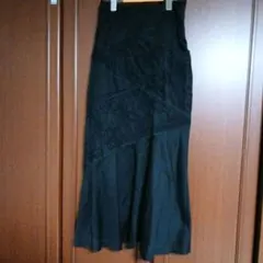 EIKO KONDO／黒 花柄刺繍 ロングスカートのサムネイル