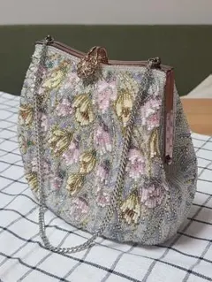 Item thumbnail for item 4ba6c123-823b-464b-88fa-ec87b67a2d5d