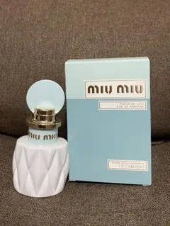 【大人気】miumiu フルールドゥレ オードパルファム　30mlのサムネイル