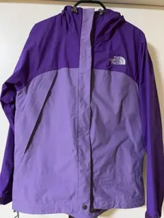 The North Face フード付きパープルマウンテンパーカー