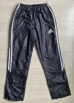 adidas ブラック ピステパンツ サイズ160