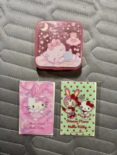 セブンイレブン メゾピアノ　ハローキティ　カードミラー　ベリエ　小物ケース