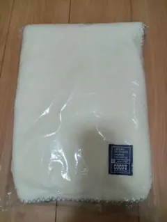 COCO'S アイボリー フリースブランケット