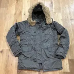 アルファインダストリーズ ミリタリージャケット