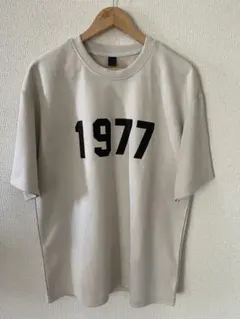 SHEIN ロゴプリント Tシャツ