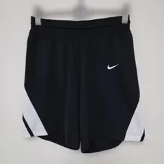 NIKE ナイキ ショートパンツ ブラック ホワイト