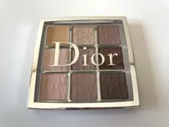 Dior バックステージ アイ パレット002クール