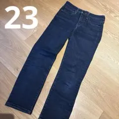 ユニクロ　スキニーデニム　ジーンズ　ネイビー　23