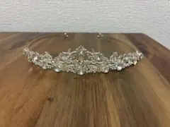 ウェディング ヘッドドレス　ティアラ シルバー