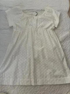 新品タグ付き♪Ｈ＆Ｍ　刺繍入りホワイトチュニック 半袖