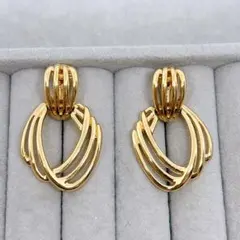 MONET モネ ゴールドカラー 大ぶり イヤリング ヴィンテージ