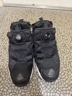 INSTAPUMP FURY ブラック スニーカー