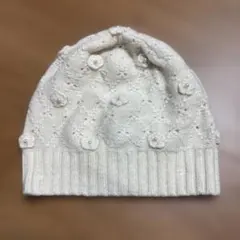 ファミリア ニット帽 Mサイズ　アイボリー 花モチーフ