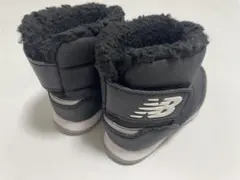 New Balance スノーブーツ