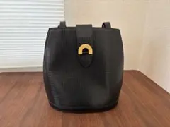 レディース　ショルダーバッグ　黒